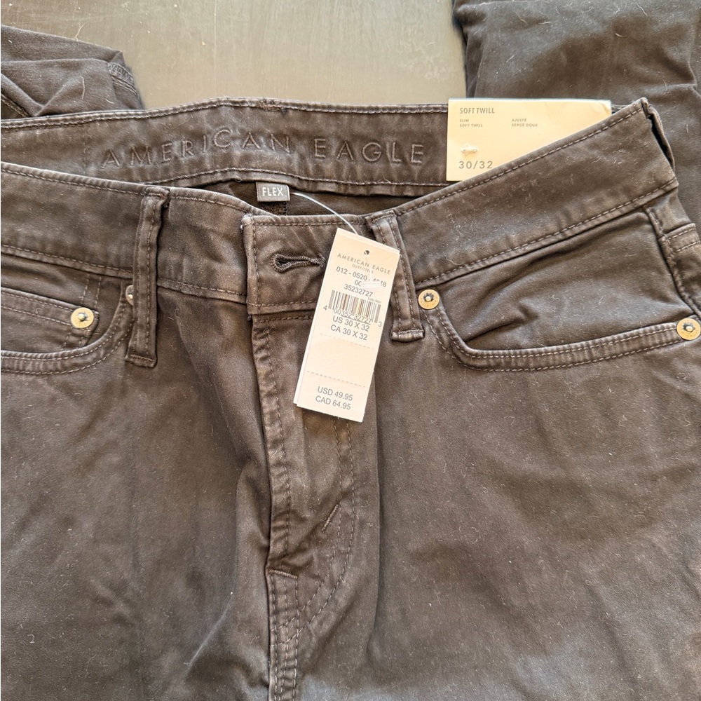 American Eagle Slim Soft Twill Pants NWT